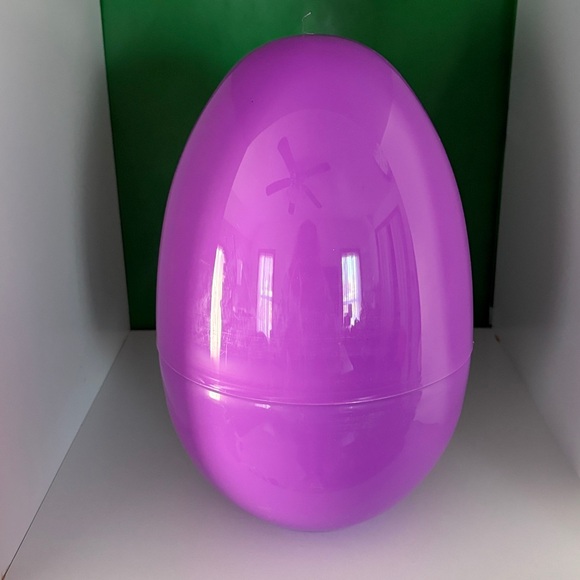 It’s Easter!!!  Cute plastic egg with a cute surprise inside No Candy!! - Picture 7 of 7